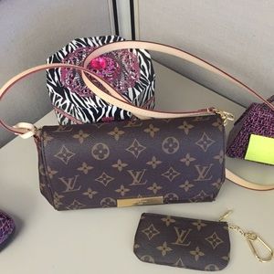 Meet your Posher, Mayra